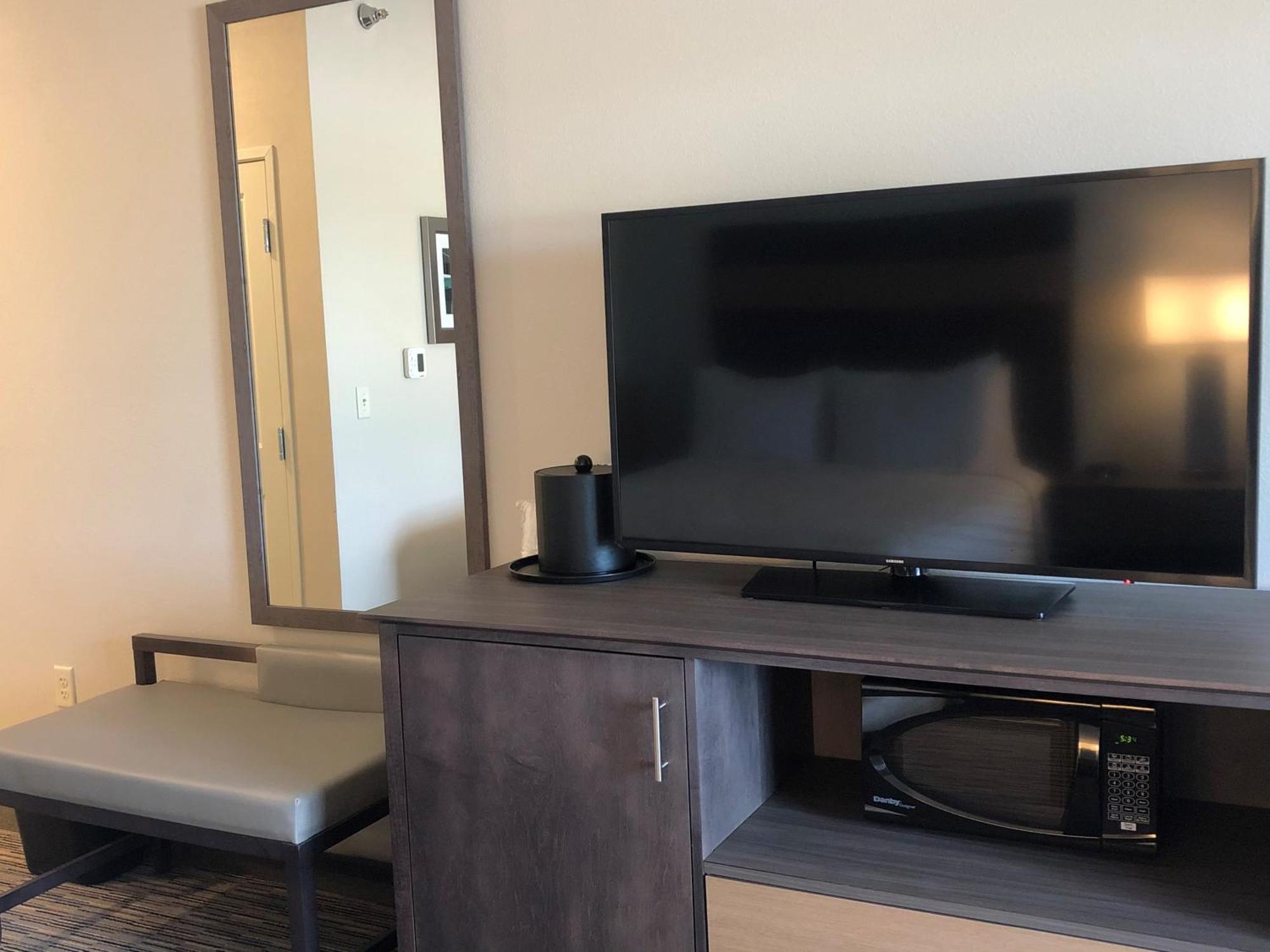Grandstay Hotel & Suites Rock Valley 객실 사진